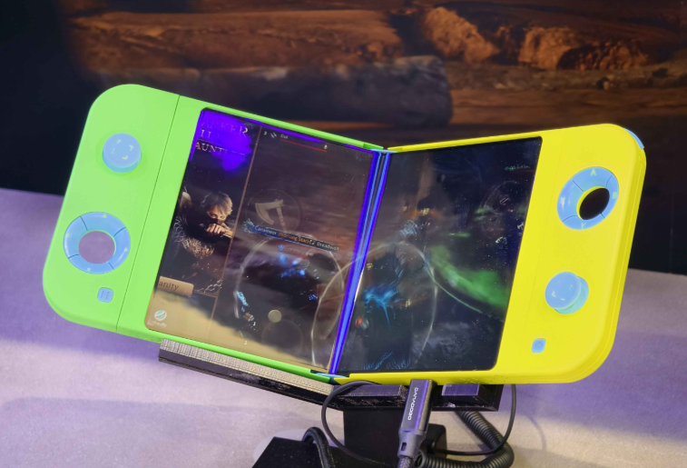 Samsung Unveils ‘Folding Handheld’ Concept Called Flex Gaming